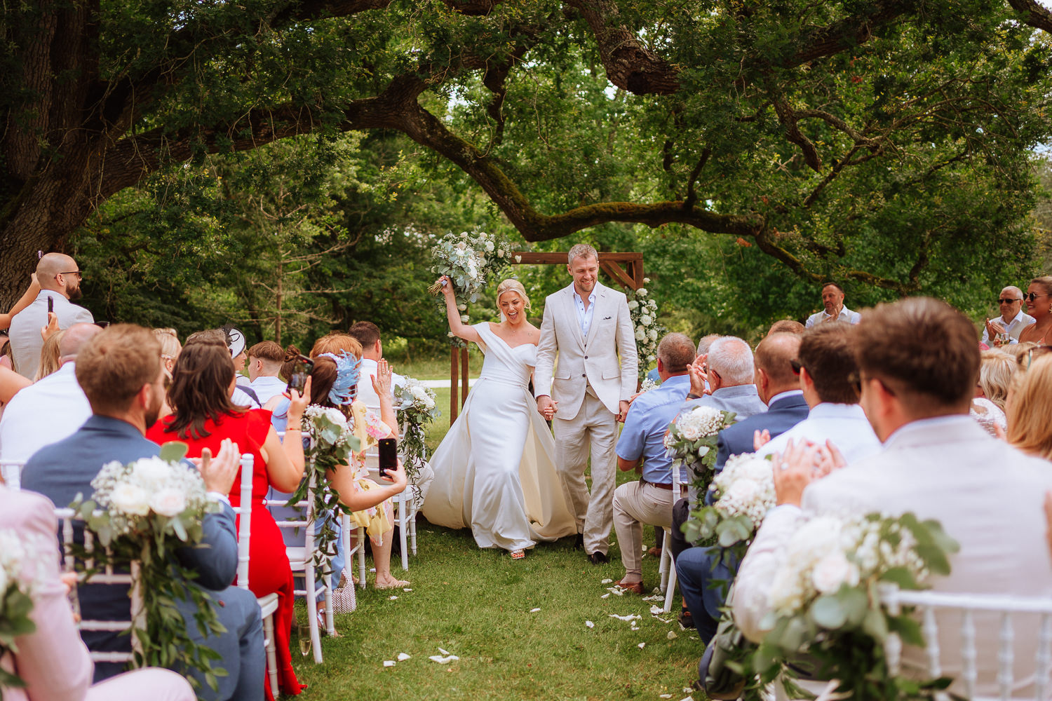 WEDDING PHOTOGRAPHY CHATEAU DE LA VALOUZE BORDEAUX FRANCE 008 WEDDING PHOTOGRAPHY CHATEAU DE LA VALOUZE BORDEAUX FRANCE 008